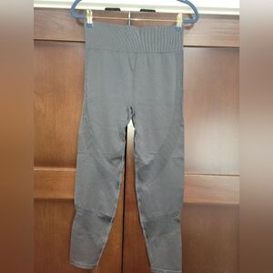 PINK Victoria's Secret Charcoal Leggings